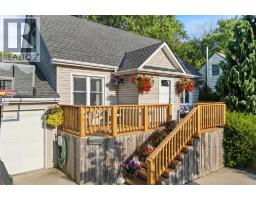 660 ELIZABETH AVENUE - 4