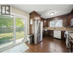 1544 Colborne ROAD - 12