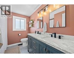 576 FRONT STREET - 15
