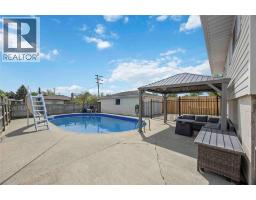576 FRONT STREET - 35