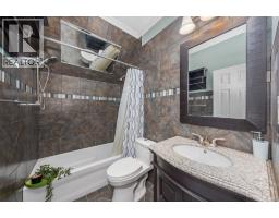 156 QUEEN STREET - 21