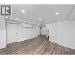 156 QUEEN STREET - 27