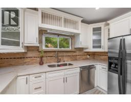 156 QUEEN STREET - 30