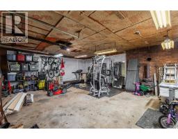 239 PAGET STREET - 36