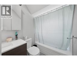 729 Oakdale AVENUE - 16