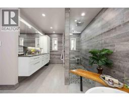 123 Cassandra BOULEVARD - 19