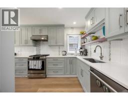 123 Cassandra BOULEVARD - 5