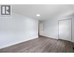 110 FAIRVIEW PLACE - 11