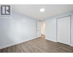 110 FAIRVIEW PLACE - 17