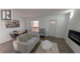 110 FAIRVIEW PLACE - 4