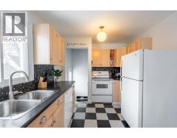 184 Gordon STREET - 10