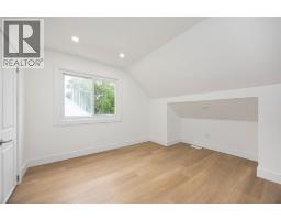 136 Chestnut AVENUE - 12