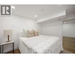 136 Chestnut AVENUE - 21