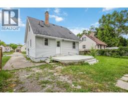 136 Chestnut AVENUE - 31