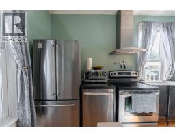 224 VIDAL STREET South - 16