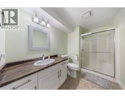 841 MANHATTAN DRIVE - 33