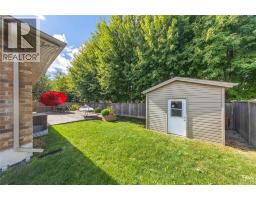 841 MANHATTAN DRIVE - 38