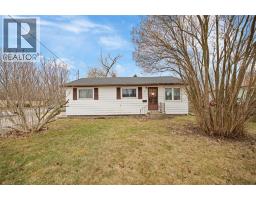 723 BENGARVIE STREET - 1