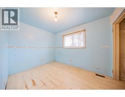 723 BENGARVIE STREET - 14