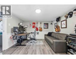 1224 ARLINGTON AVENUE - 33