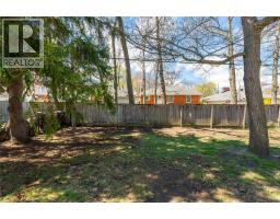 1203 Colborne ROAD - 32