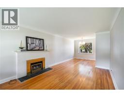 1203 Colborne ROAD - 5