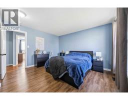 342 WILLOW CRESCENT - 22