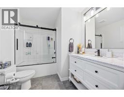 342 WILLOW CRESCENT - 26