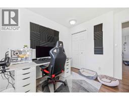 342 WILLOW CRESCENT - 30