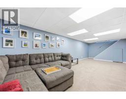 342 WILLOW CRESCENT - 31