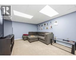 342 WILLOW CRESCENT - 34