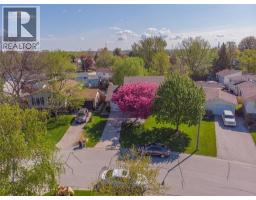 342 WILLOW CRESCENT - 4