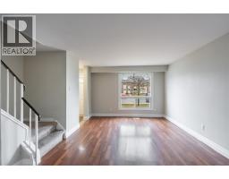 27 TURNER DRIVE UnitNo. 32 - 5