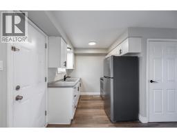 27 TURNER DRIVE UnitNo. 32 - 6