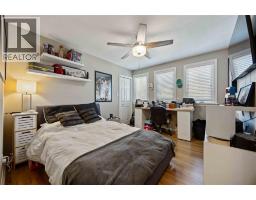 756 ST CLAIR PARKWAY - 21