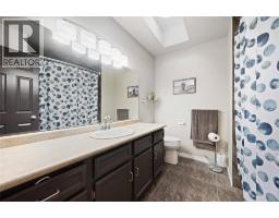 756 ST CLAIR PARKWAY - 23