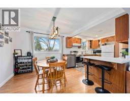 570 NIAGARA STREET - 18