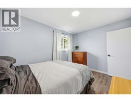 570 NIAGARA STREET - 27