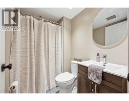 570 NIAGARA STREET - 32