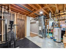 570 NIAGARA STREET - 34
