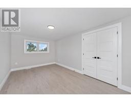 214 ST CLAIR BOULEVARD UnitNo. 46 - 20