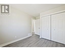 903 WESTBURY COURT - 15