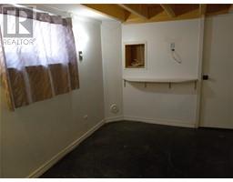 734 CAMPBELL STREET - 20