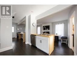 206 PARKER STREET - 13