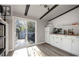 206 PARKER STREET - 17