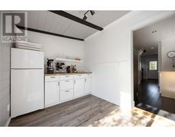 206 PARKER STREET - 19