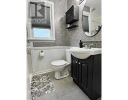 898 WOODLAND AVENUE - 16
