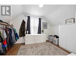 898 WOODLAND AVENUE - 22