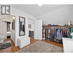 898 WOODLAND AVENUE - 24