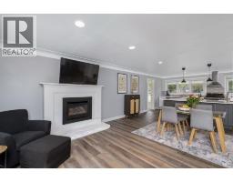 570 CATHCART BOULEVARD - 19